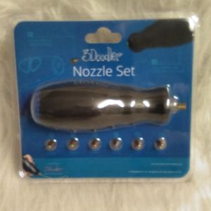 3Doodler nozzle set.
